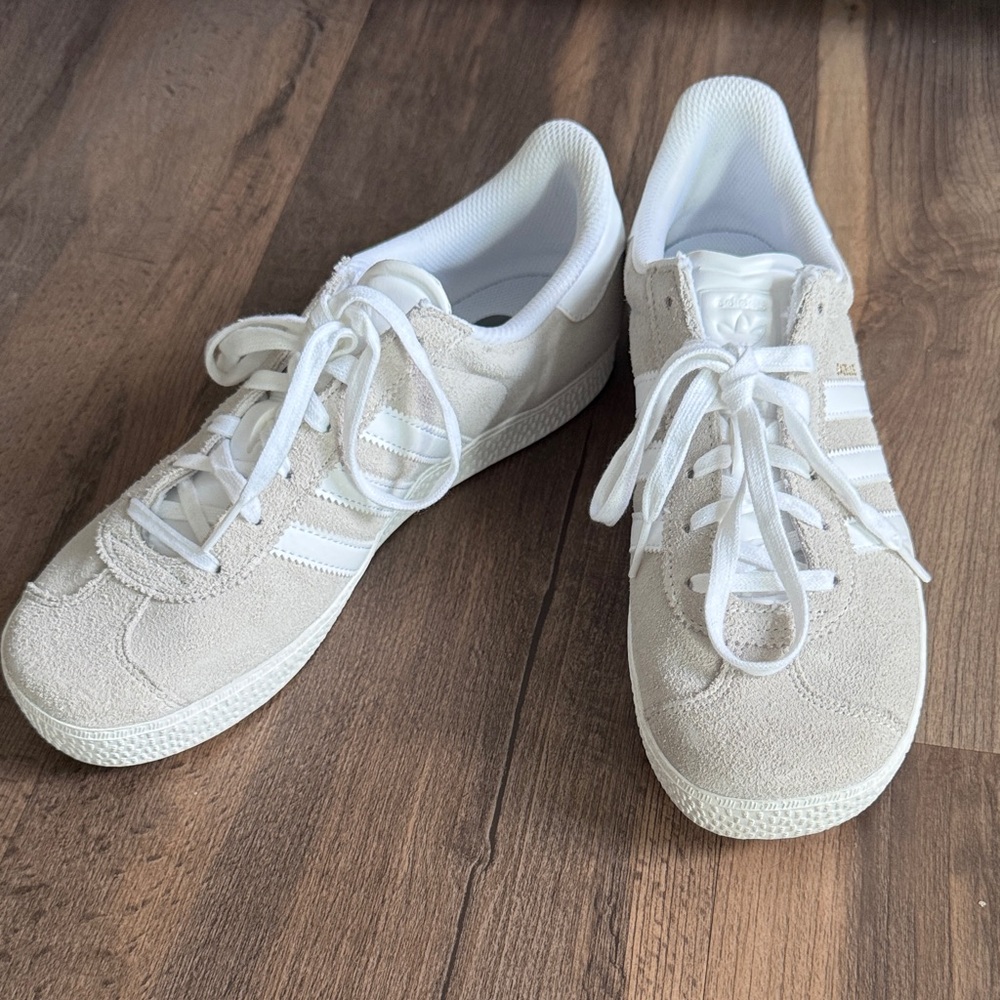 Adidas Gazelle Sneakers